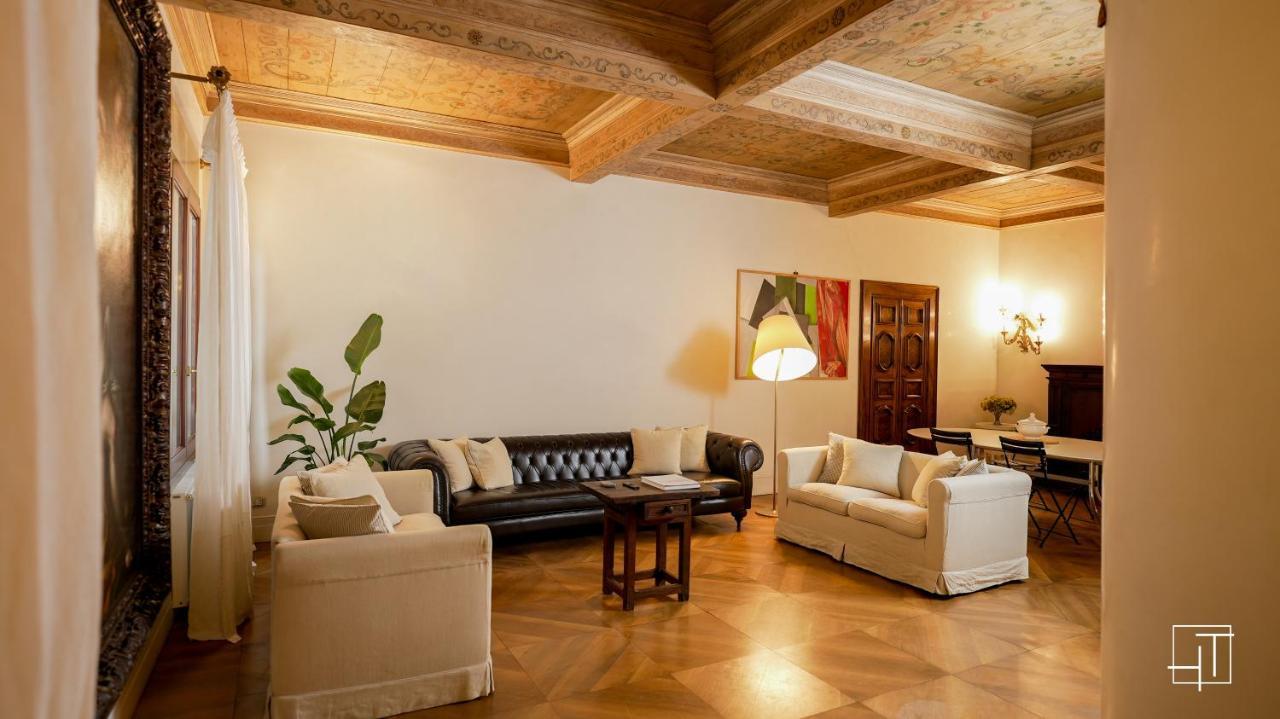 Ht - Casa Del Pittore In Piazza Delle Erbe Padua Exterior foto